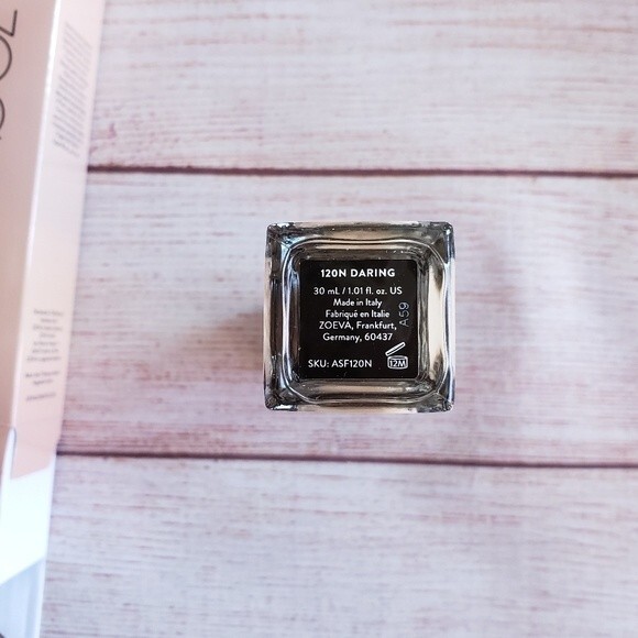 NIB Zoeva Authentik Skin Natural Luminous Foundation - 120N Daring 1.01 fl oz - Picture 4 of 8